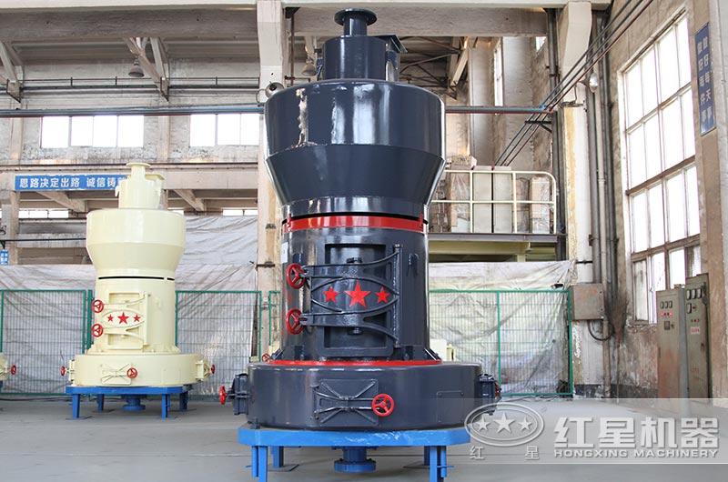 高強(qiáng)磨粉機(jī)車間實(shí)拍 高強(qiáng)磨粉機(jī)車間實(shí)拍